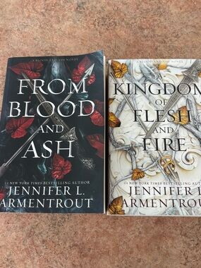 Jennifer L. Armentrout From Blood and Ash book bundle